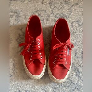 Superga Classic Red Canvas Shoes Sneakers Men’s 6.5/Women’s 8/EU 39.